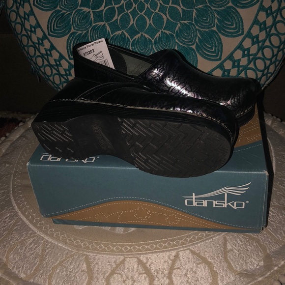 Dansko Clog - Picture 3 of 5